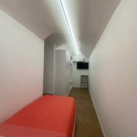 Romeo' S House
